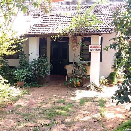 Rodrigues Guest House Calangute Exteriör bild